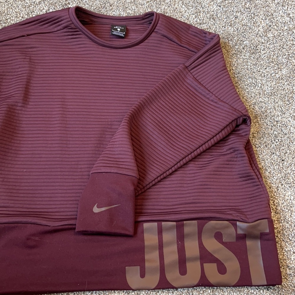Women’s crew neck